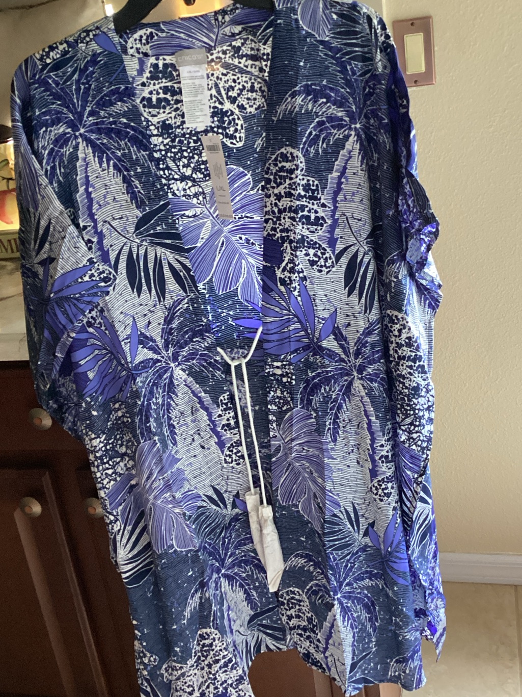 Chico's Blue And White Abstract Leaf Print Beach Cover Up